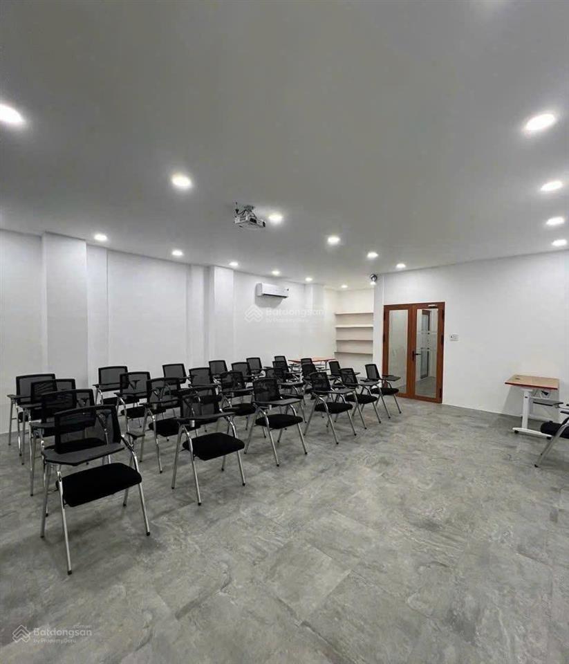 Chính chủ cho thuê nhà mặt tiền 368bis võ văn tần quận 3