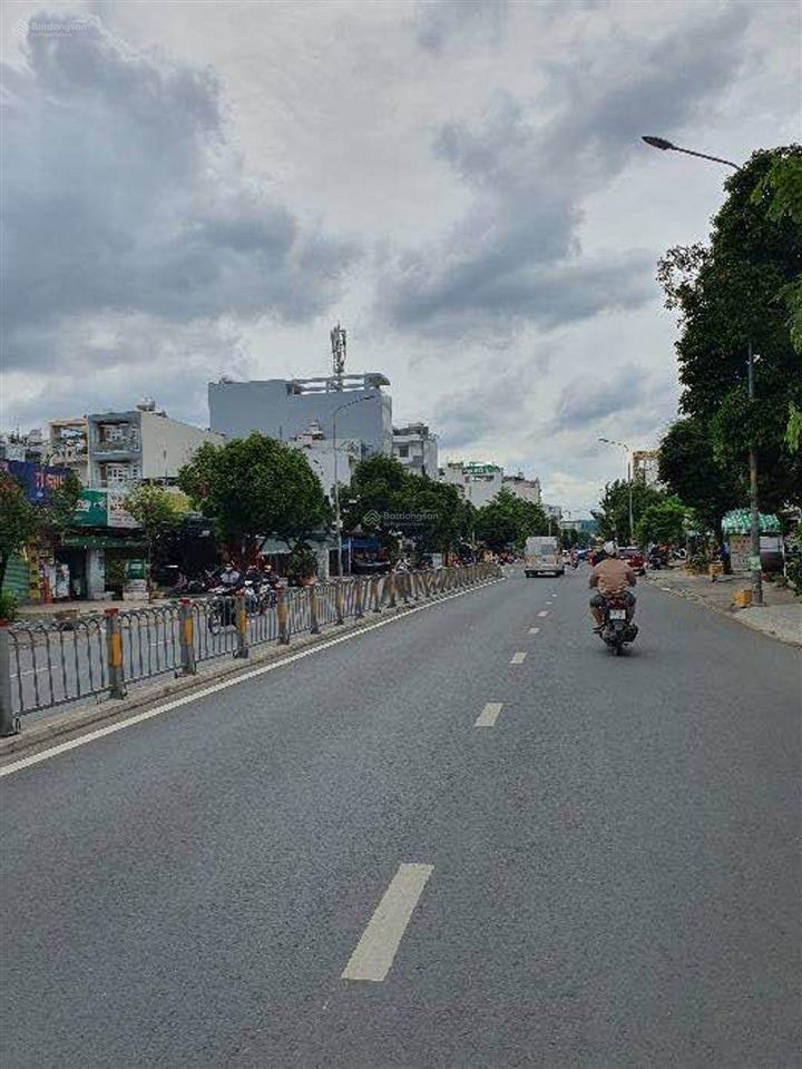 Gấp bán lô đất full thổ cư khu tên lửa bốn xã lê văn quới ngang bề thế 30m aeon mall chỉ hơn 30 tỷ