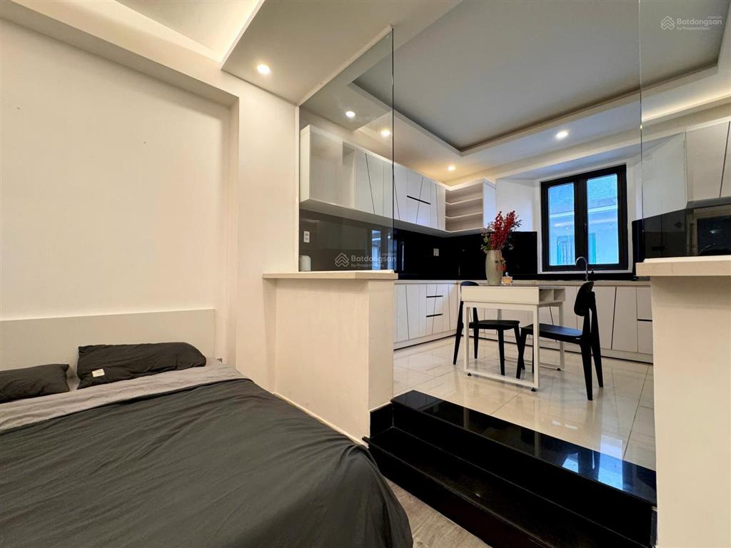 Căn hộ 40m2 trung tâm q3 trục kỳ đồng gần hà đô cách cầu công lý 5 phút di chuyển full tiện nghi