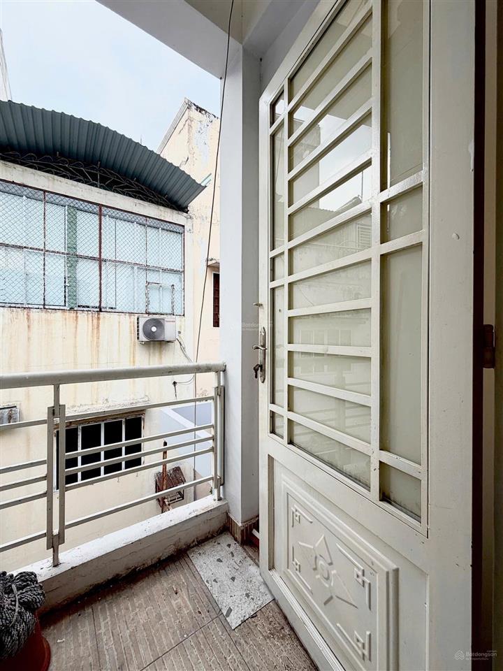Phòng cho thuê ngay tân định gần đh kinh tế  viện isb đầy đủ tiện nghi 30m2 đường nguyễn văn thủ
