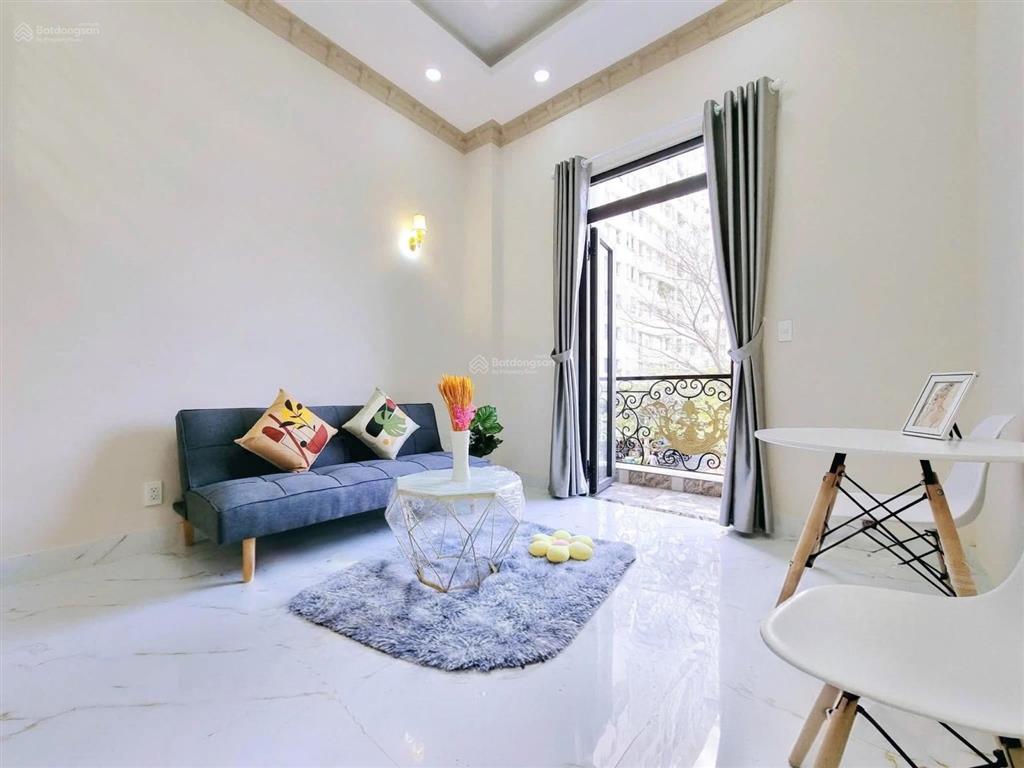 Phòng cho thuê thang máy có gác 30m2 ngay đại học kinh tế ueh  đh hoa sen đầy đủ tiện nghi