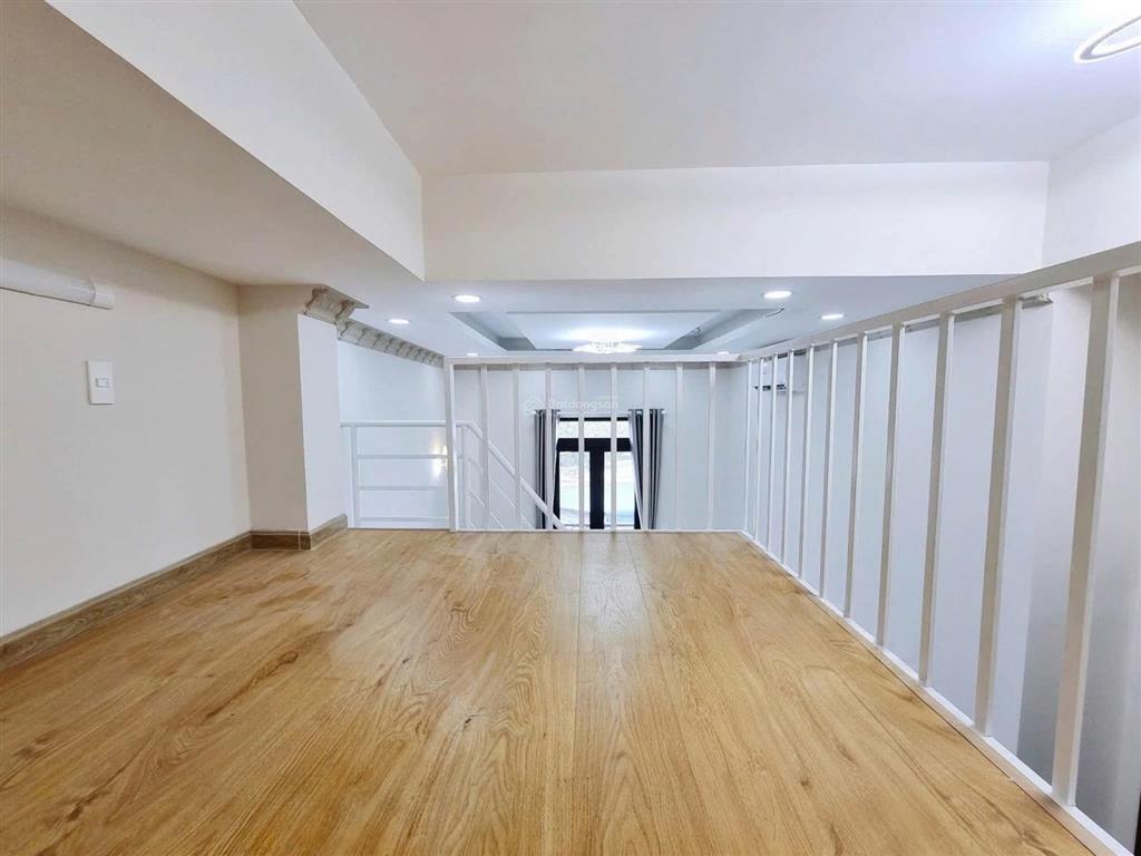 Phòng cho thuê thang máy có gác 30m2 ngay đại học kinh tế ueh  đh hoa sen đầy đủ tiện nghi