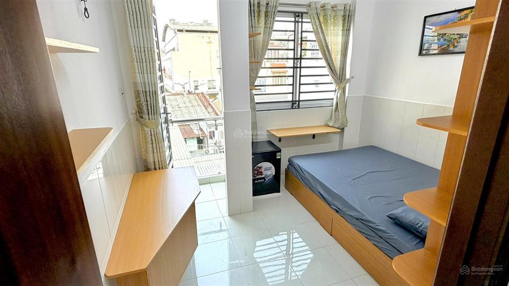 Phòng trọ có ban công không chung chủ gần bến thành quận 1 đầy đủ tiện nghi gần bến xe sài gòn
