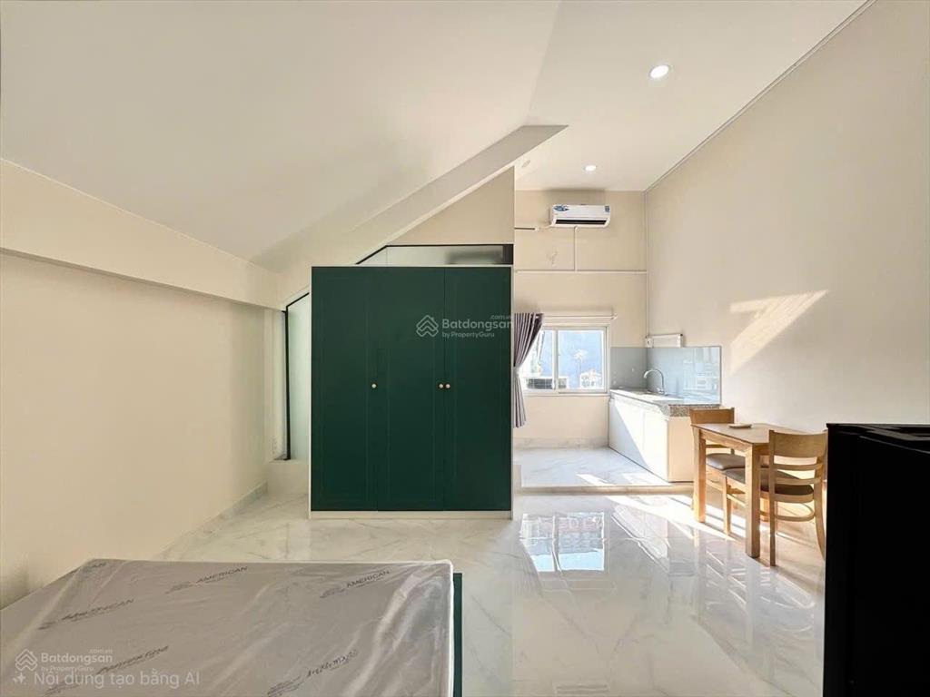 Phòng cho thuê gần phổ quang gần công viên đường yên thế 30m2 đầy đủ nội thất không chung chủ