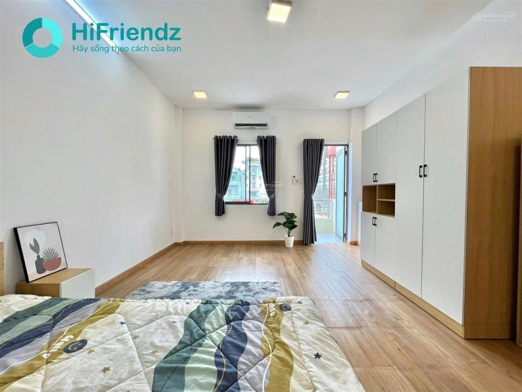 Phòng ban công 1pn 40m2 ngay cv hoàng văn thụ gần lăng cha cả đầy đủ tiện nghi cách ga t3 500m