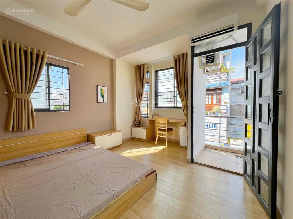 Phòng cho thuê ngay bảy hiền 40m2 ban công 1pn ngay lạc long quân gần đh huflit tân bình full nt