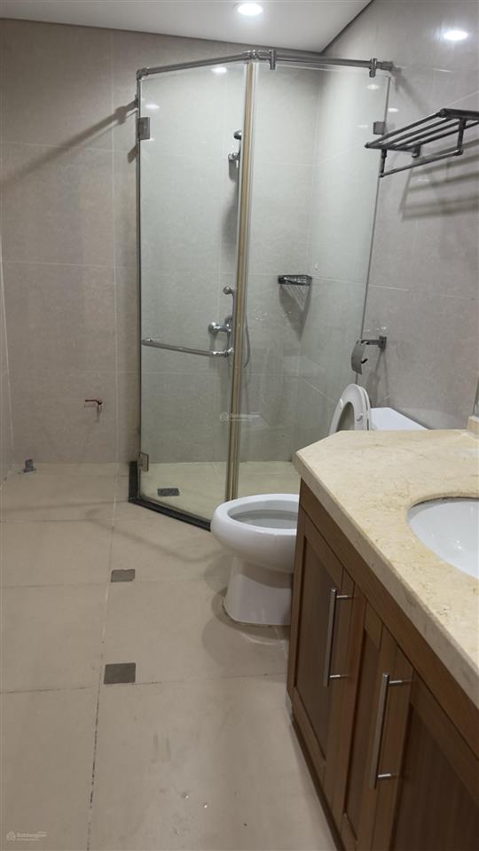 Bán căn 2 phòng ngủ r5 diện tích 113m2. giá 10.5 tỷ xem nhà  0926 399 ***
