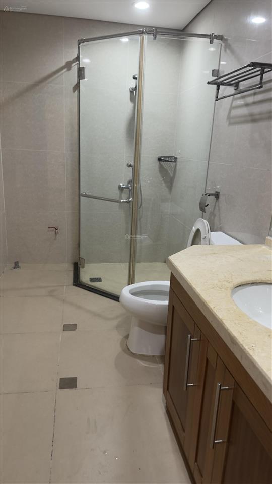 Chính chủ bán căn 3 phòng ngủ sáng r4 diện tích 132m2 giá 13.9 tỷ  0926 399 ***