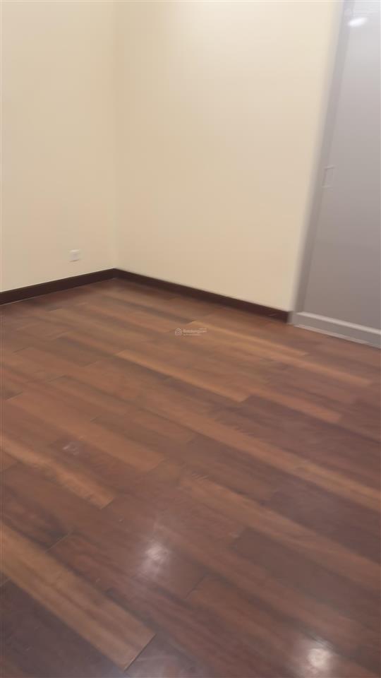 Bán căn 2 phòng ngủ r1 diện tích 109m2 giá 9.6 tỷ đồ cơ bản  0926 399 ***