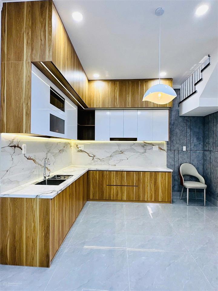 Bán nhà gần tp biên hòa, 100 m2 sổ riêng thổ cư đường 7m. ngay gần trường lái bửu long.