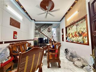 Nhà đẹp tâm huyết, 3 tầng, hẻm xe hơi trách nhau, gần vincom lê văn việt, quận 9, giá 8 tỷ