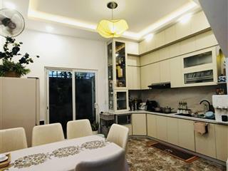 Siêu phẩm nhà đẹp sát lê văn việt, hẻm xe hơi nở hậu tài lộc, chủ cần bán gấp giá siêu hot 5.5 tỷ