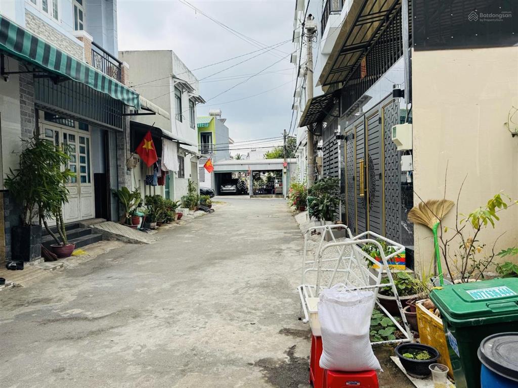 Siêu phẩm nhà đẹp sát lê văn việt, hẻm xe hơi nở hậu tài lộc, chủ cần bán gấp giá siêu hot 5.5 tỷ