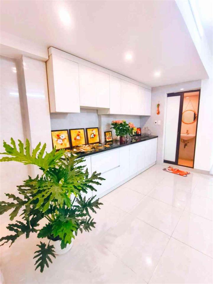 Nhà đẹp thiết kế sang trọng, 2 tầng 3pn, ngay lã xuân oai, tnpa giá 5.7 tỷ (tl)