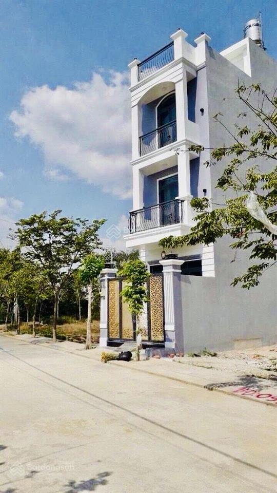 Giảm mạnh 500 triệu nhà 4 tầng lò lu giá tốt khu vực 5.99 tỷ