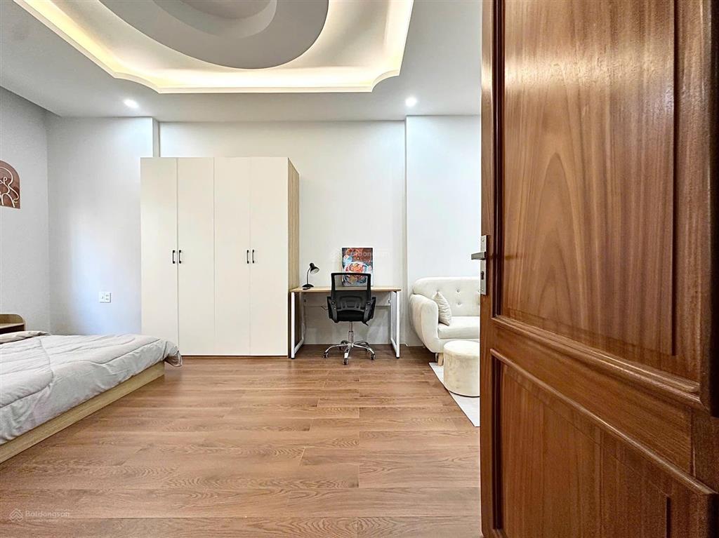 Studio full nội thất máy giặt riêng gần ngã tư hàng xanh
