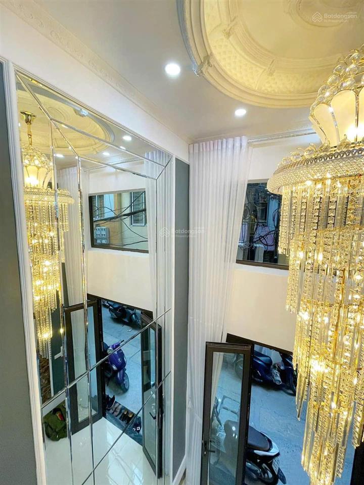 Cực hiếm  trung văn nam từ liêm  thang máy xịn dt70m tổng 5 ngủ  cách ô tô 30m chỉ 10 tỷ