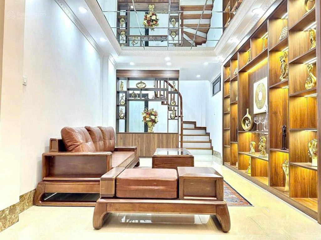 Cực hiếm  trung văn nam từ liêm  thang máy xịn dt70m tổng 5 ngủ  cách ô tô 30m chỉ 10 tỷ