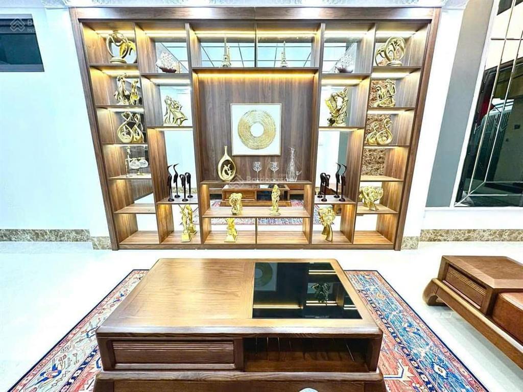 Cực hiếm  trung văn nam từ liêm  thang máy xịn dt70m tổng 5 ngủ  cách ô tô 30m chỉ 10 tỷ