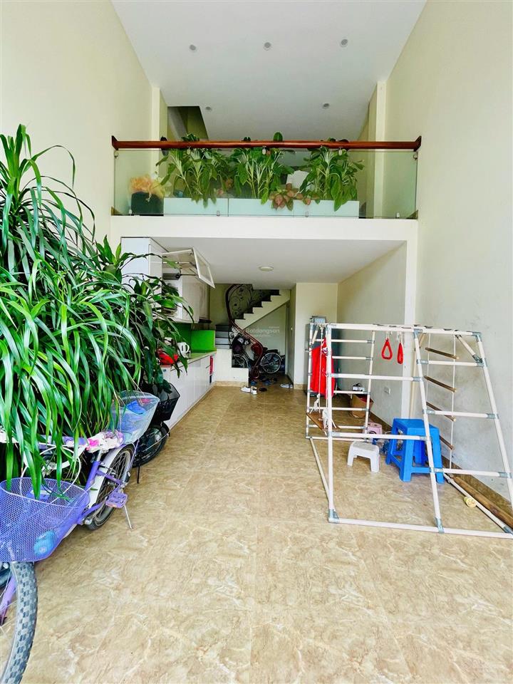 Siêu phẩm triều khúc thanh xuân  sân rộng gần phố dt 65m2 x 4t ở  cho thuê đều đẹp giá hơn 10 tỷ