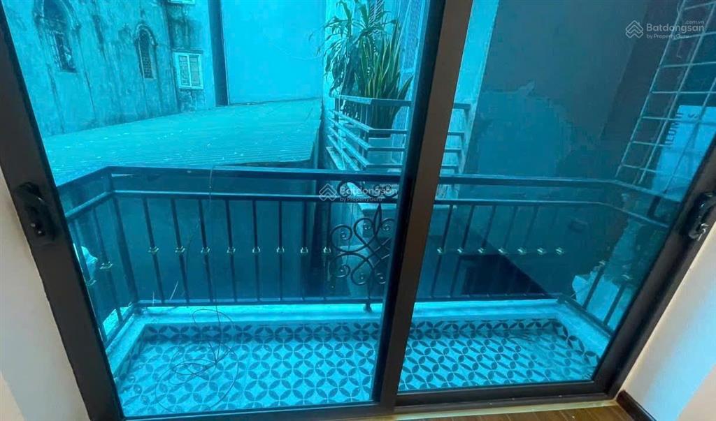 Siêu phẩm  kinh doanh ô tô phùng khoang trung văn dt 48m² + 7 phòng cho thuê dòng tiền tốt