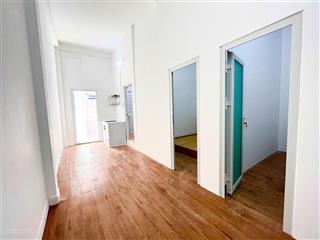 Cho thuê căn hộ 2 phòng ngủ ban công  gần chợ phạm văn hai  trường sa hoàng sa.