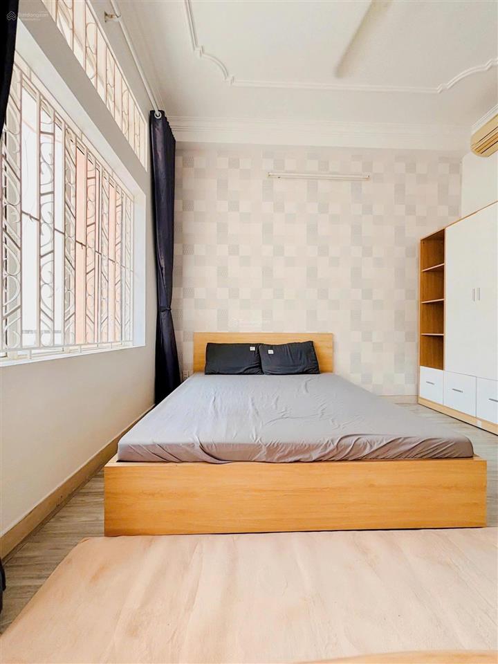 Cho thuê căn hộ studio ban công  gần sân bay  công viên gia định
