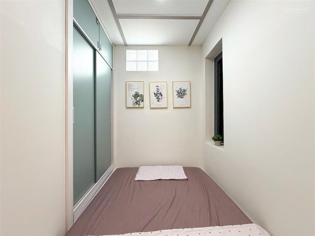 Cho thuê căn hộ 2 phòng ngủ  thang máy  full nội thất  trung tâm phú nhuận