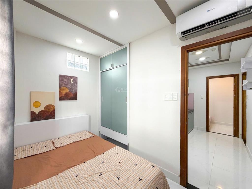 Cho thuê căn hộ 2 phòng ngủ  thang máy  full nội thất  trung tâm phú nhuận