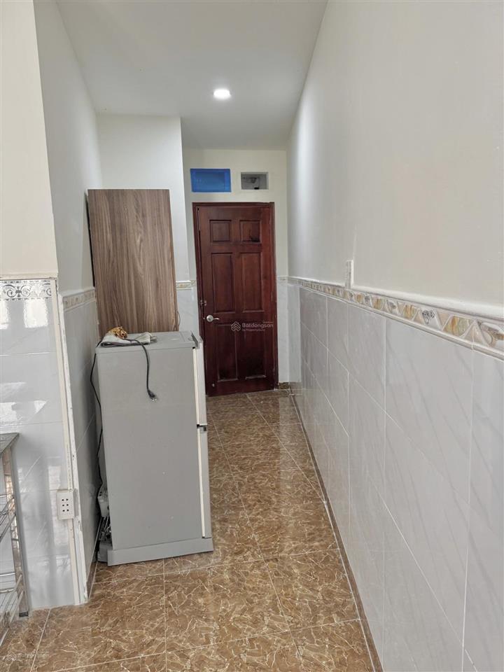 Phòng studio ban công  full nội thất  gần công viên hoàng văn thụ