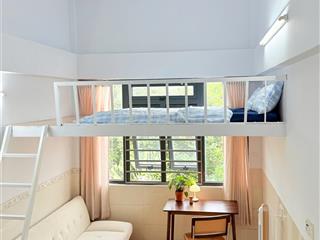 Cho thuê phòng gác cửa sổ thoáng view công viên gia định  thang máy  khu sân bay