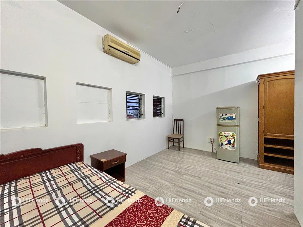 Cho thuê phòng cửa sổ thoáng rộng  full nội thất  ngay khu sân bay  gần công viên gia định