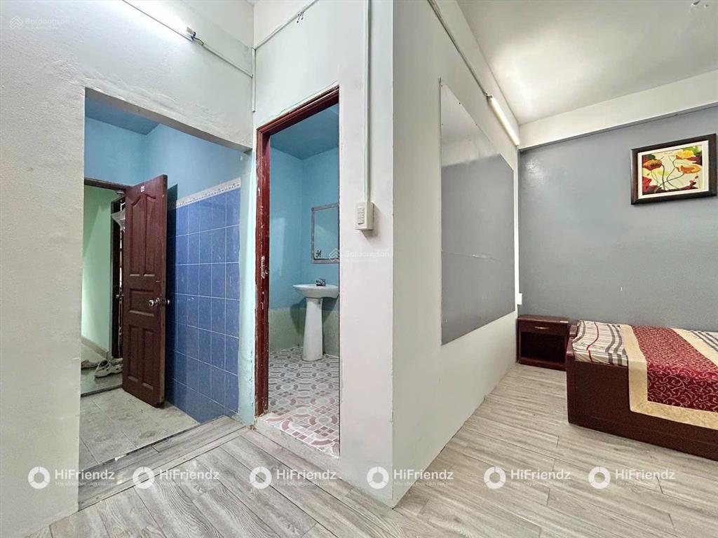 Cho thuê phòng cửa sổ thoáng rộng  full nội thất  ngay khu sân bay  gần công viên gia định