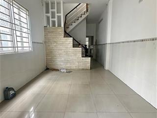 Cho thuê nhà hxh 1 trệt 1 lầu  4pn 5wc rộng 72m2  gần khu bàu cát  trường chinh