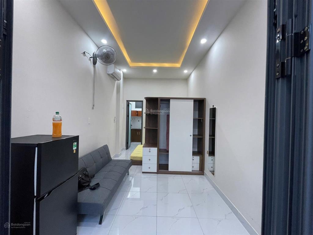 Cho thuê căn hộ tầng trệt tách bếp  full nội thất  gần bờ kè trường sa hoàng sa  giao lê văn sỹ