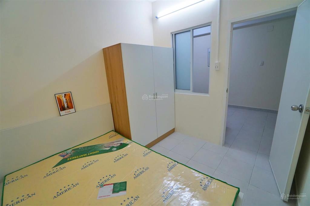 Cho thuê căn 2 phòng ngủ tầng trệt  full nội thất  máy giặt riêng  gần công viên lê thị riêng