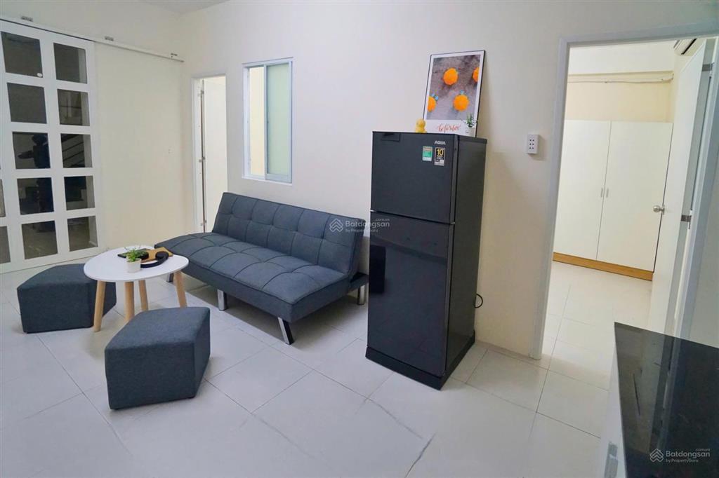 Cho thuê căn 2 phòng ngủ tầng trệt  full nội thất  máy giặt riêng  gần công viên lê thị riêng