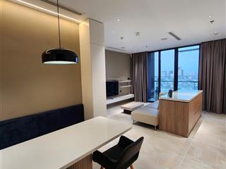 Cho thuê cc 2pn full nội thất, 80m2, 60 triệu ở vinhomes golden river ba son