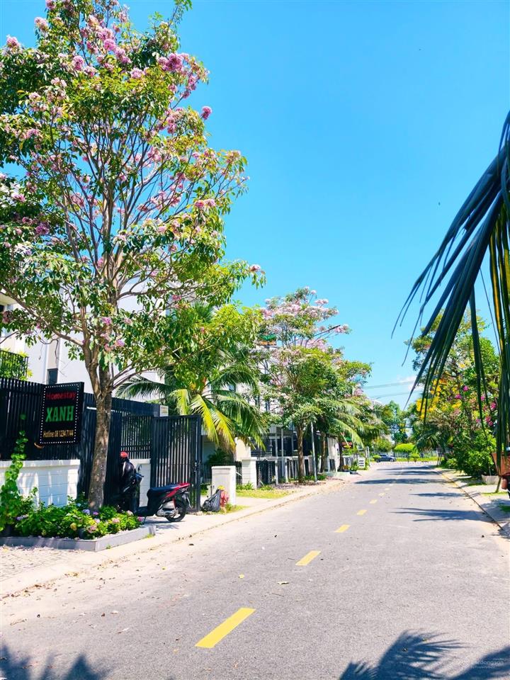 Chỉ 3,9 tỷ sở hữu ngay nhà phố 3 lầu đã có sổ, ngay siêu thị aeon