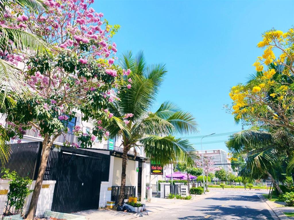 Chỉ 3,9 tỷ sở hữu ngay nhà phố 3 lầu đã có sổ, ngay siêu thị aeon