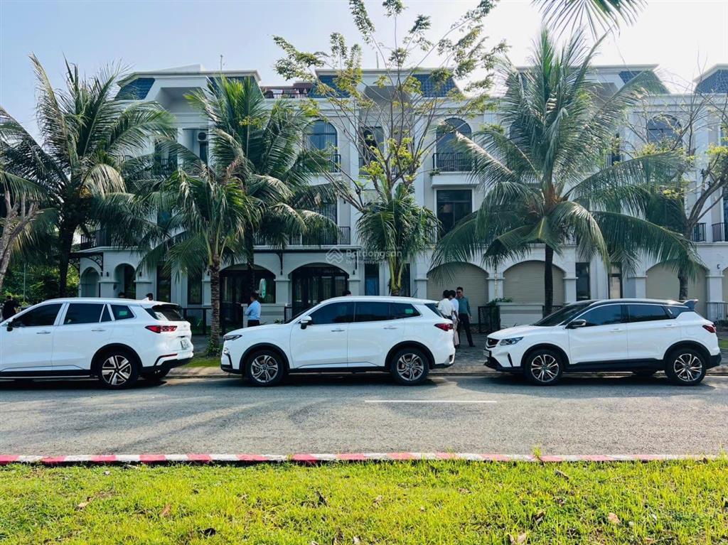 Chỉ 3,9 tỷ sở hữu ngay nhà phố 3 lầu đã có sổ, ngay siêu thị aeon