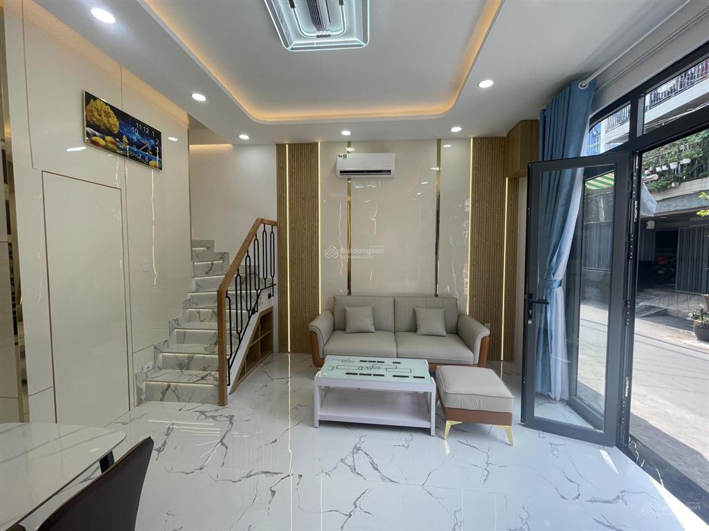 Bán nhà mặt tiền gần vincom phan văn trị, nguyễn thái sơn 3pn  chỉ 6.08 tỷ