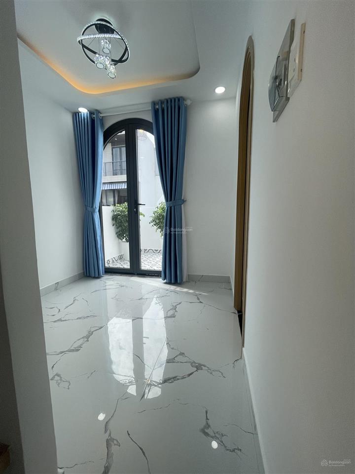Bán nhà mặt tiền gần vincom phan văn trị, nguyễn thái sơn 3pn  chỉ 6.08 tỷ