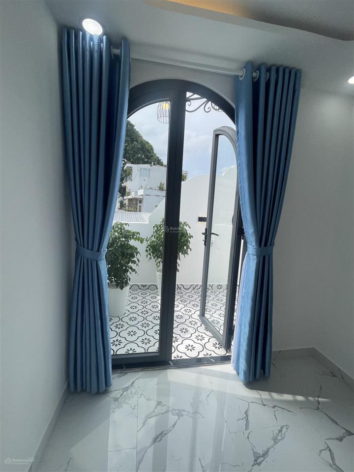 Bán nhà mặt tiền gần vincom phan văn trị, nguyễn thái sơn 3pn  chỉ 6.08 tỷ