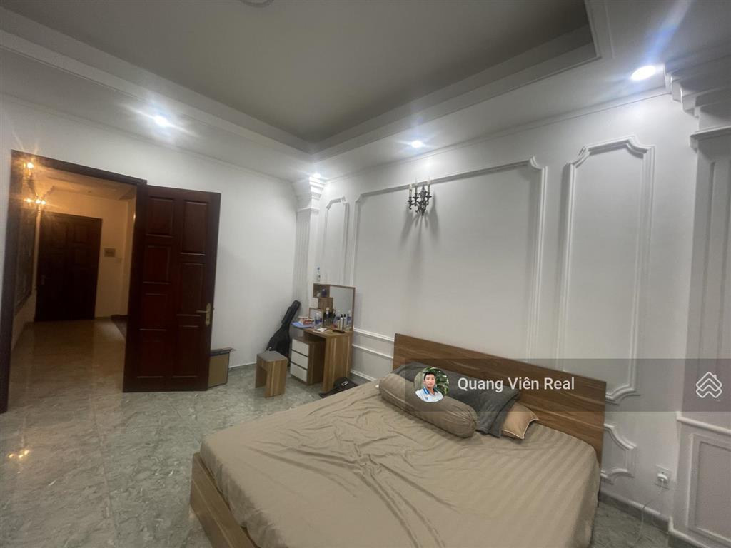Nhà 6 tầng 85m2 , 6pn, thang máy đối diện emart phan văn trị  hơn 16t