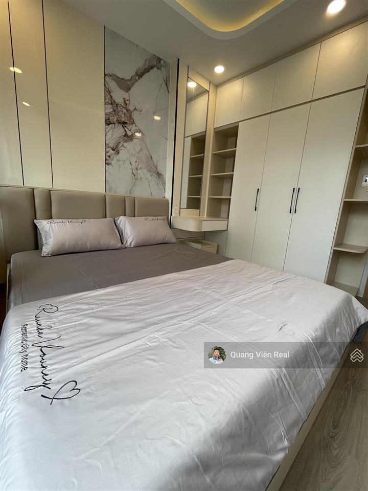 Nhà mới 5pn, hxh thông cạnh vincom, emart phan văn trị kinh doanh  chỉ hơn 6 tỷ tl