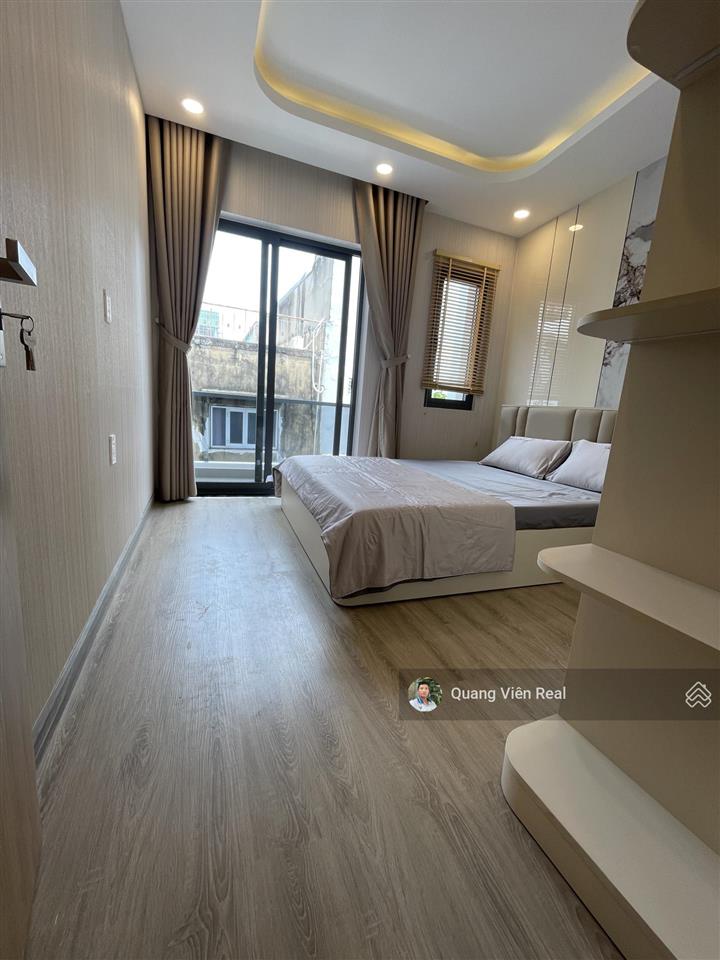 Nhà mới 5pn, hxh thông cạnh vincom, emart phan văn trị kinh doanh  chỉ hơn 6 tỷ tl
