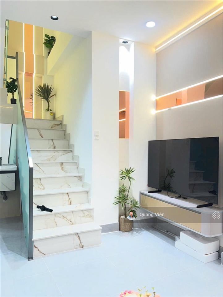 Gần vincom phan văn trị, nhà đẹp 50m, 2pn, 3wc  hxh thông  chỉ hơn 3 tỷ