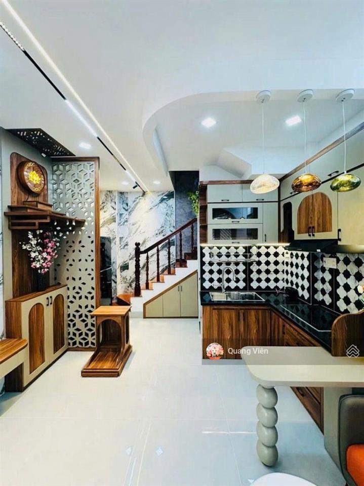 Nhà đẹp giáp bình thạnh, tân bình  4 tầng 3pn 4wc  chỉ hơn 4 tỷ