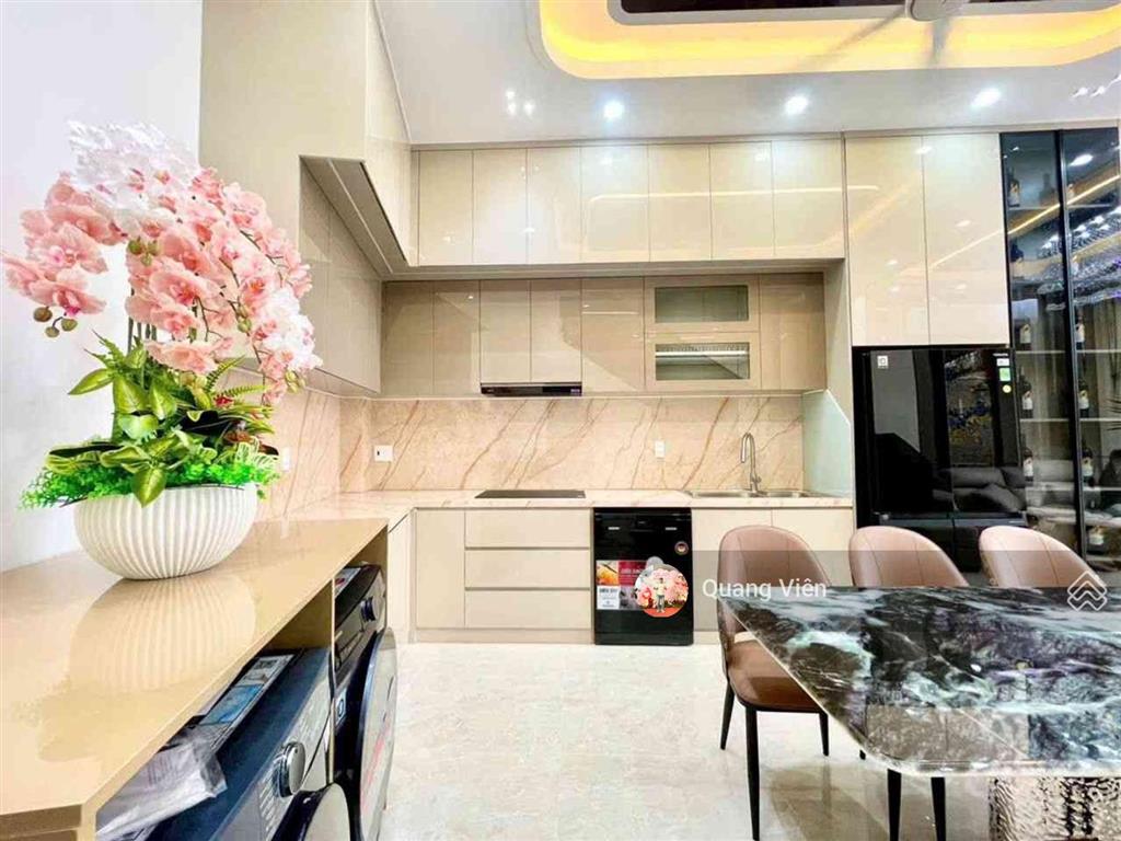 Siêu phẩm nhà mới 4 tầng quang trung, gần ngã 6  4pn, 4wc  hơn 6 tỷ